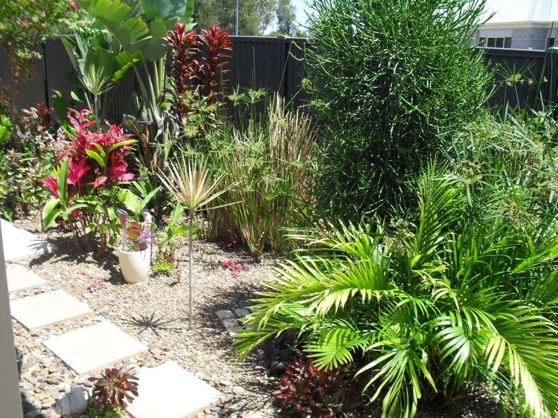 11 Harmony Ave, Urraween QLD 4655