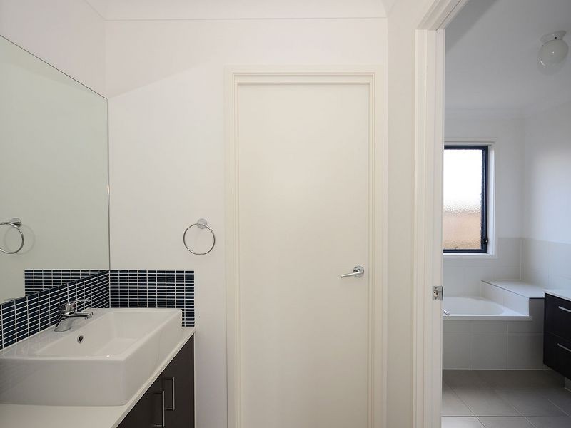33 Magellan Circuit, Urraween QLD 4655