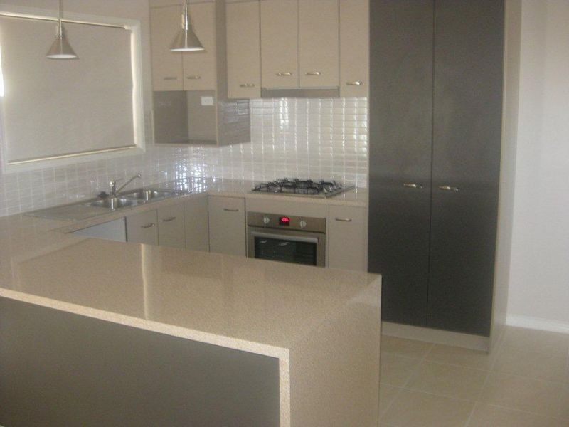 39 Archer Drive, Point Vernon QLD 4655