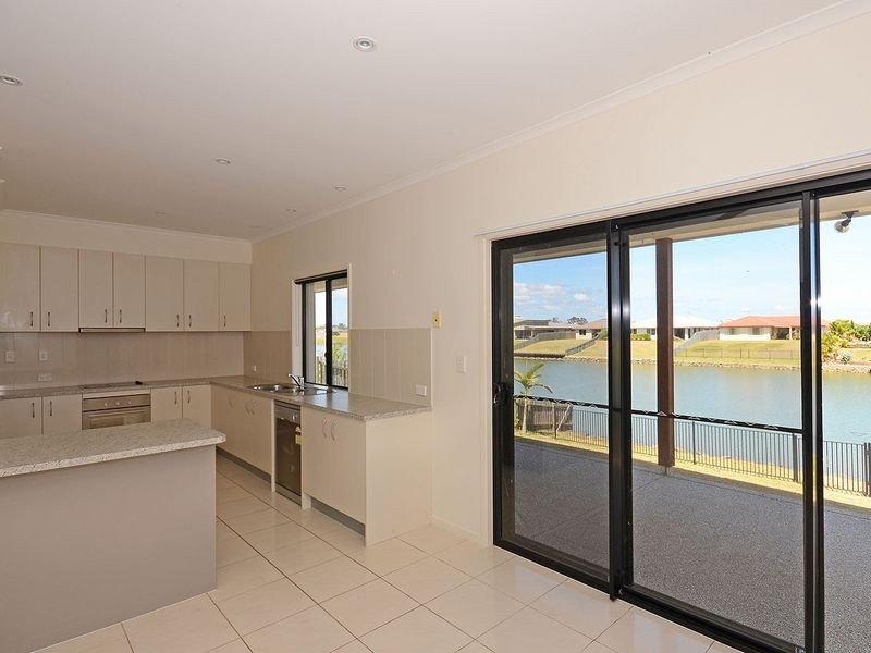 15 Lady Nelson Drive, Eli Waters QLD 4655