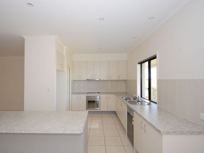 15 Lady Nelson Drive, Eli Waters QLD 4655