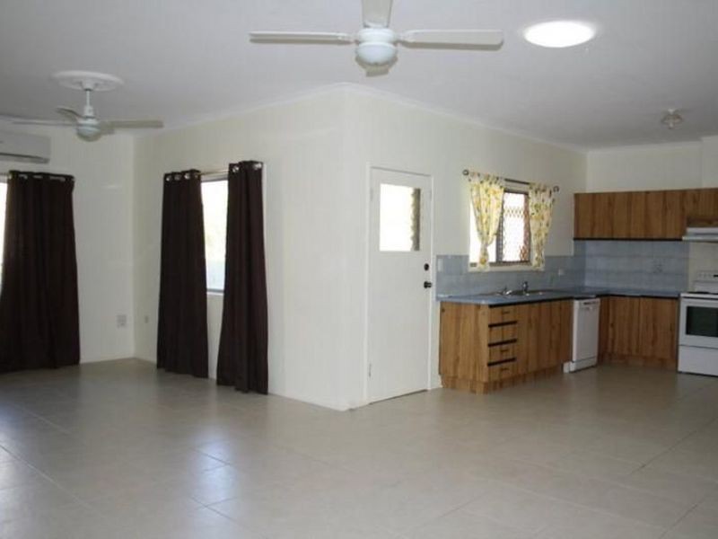 37 Bruce Street, Torquay QLD 4655