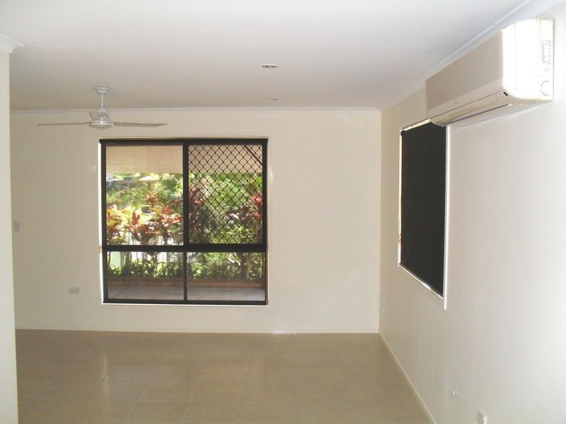 31 Wuruma Street, Scarness QLD 4655