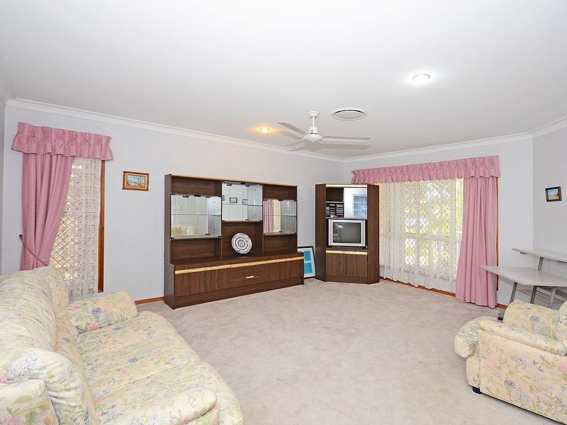 18 Ripley Avenue, Pialba QLD 4655