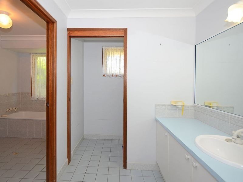 18 Ripley Avenue, Pialba QLD 4655