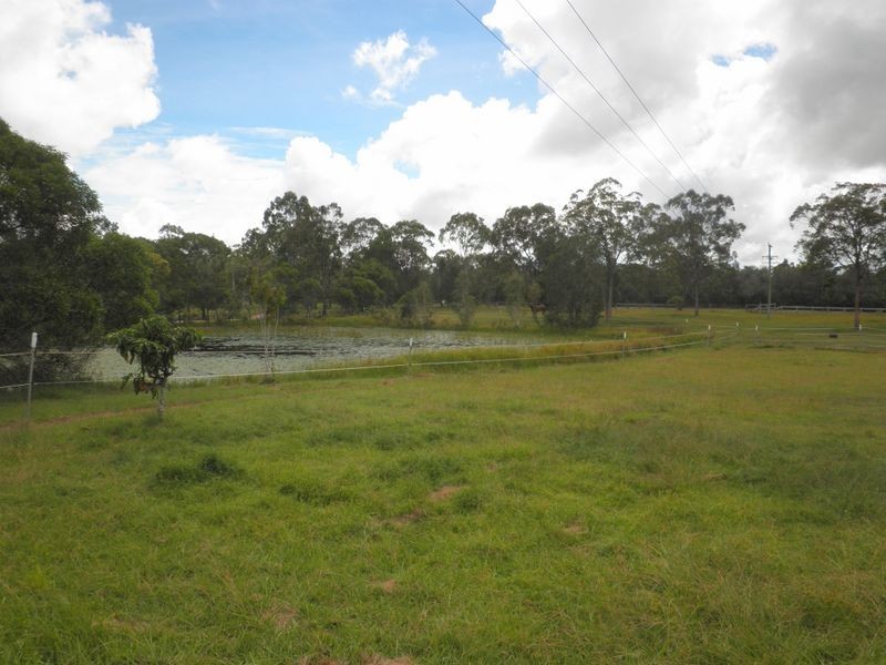 24 South Heath Road, Burrum Heads QLD 4659