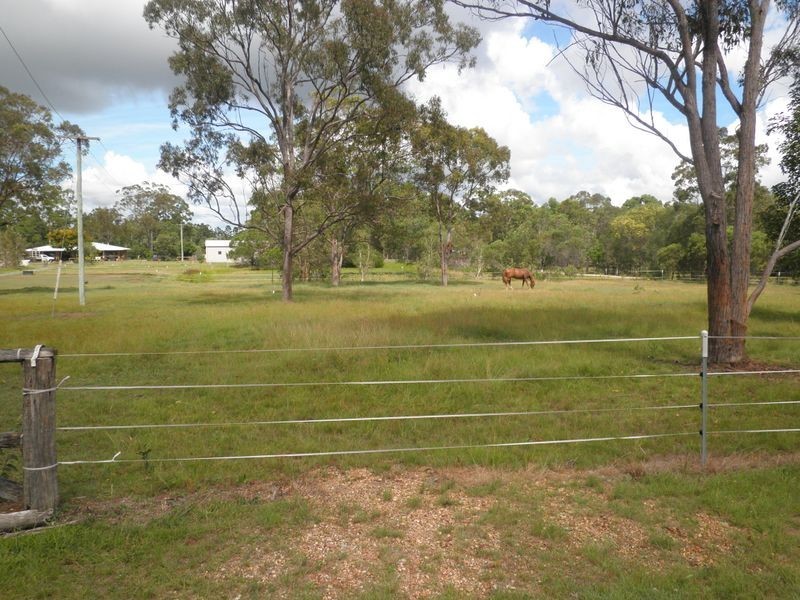 24 South Heath Road, Burrum Heads QLD 4659