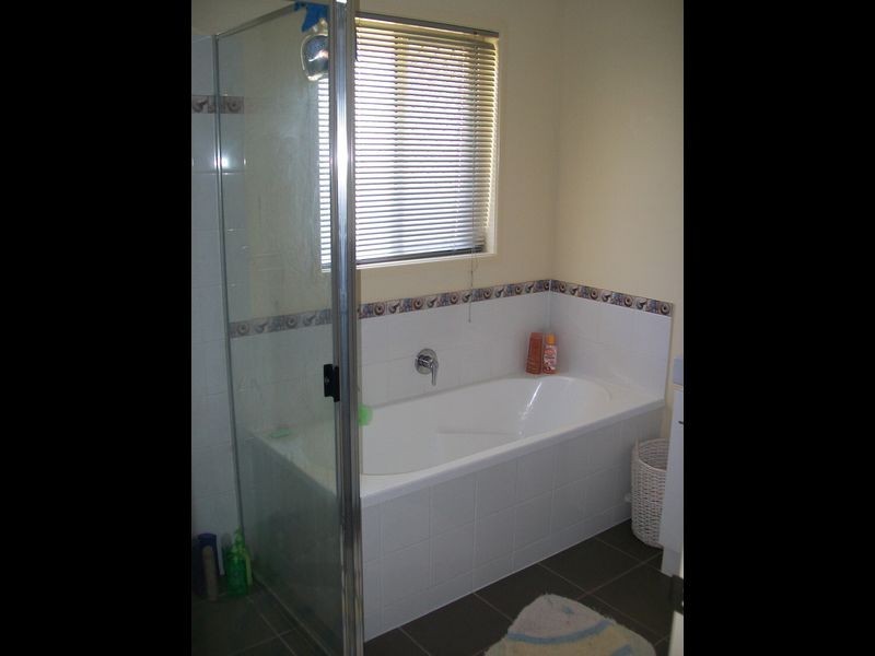 5 Southfork Cct, Burrum Heads QLD 4659