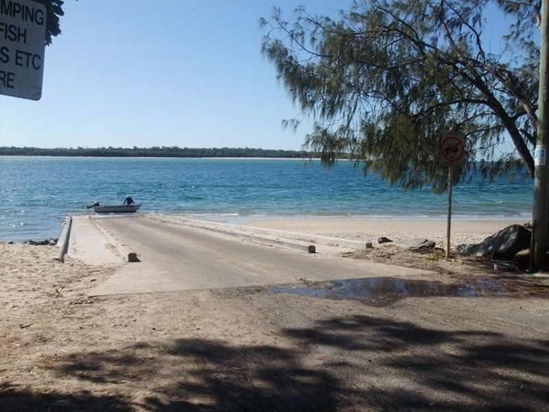 8 Barramundi Drive, Burrum Heads QLD 4659