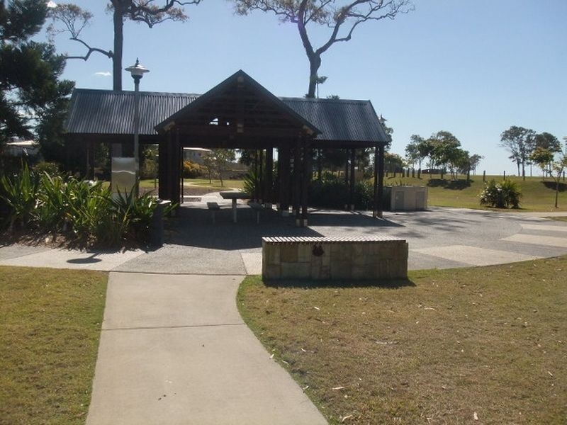 8 Barramundi Drive, Burrum Heads QLD 4659