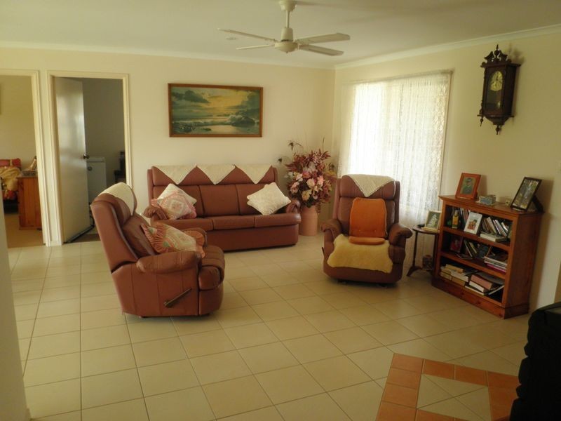 15 Louise Drive, Burrum Heads QLD 4659