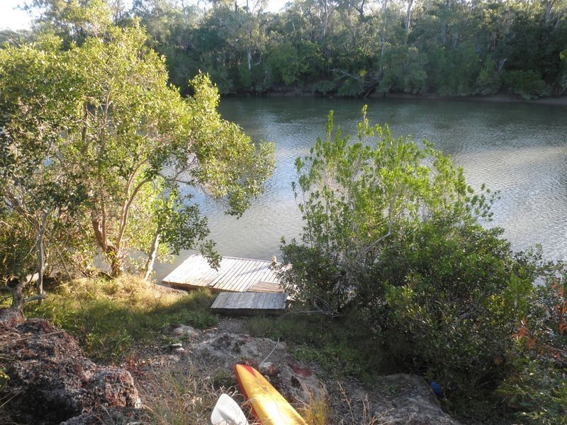 16 Island Close, Burrum Heads QLD 4659
