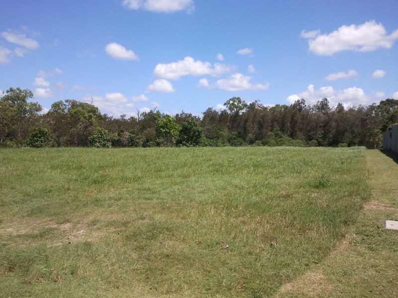 34 Spinnaker Drive, Point Vernon QLD 4655