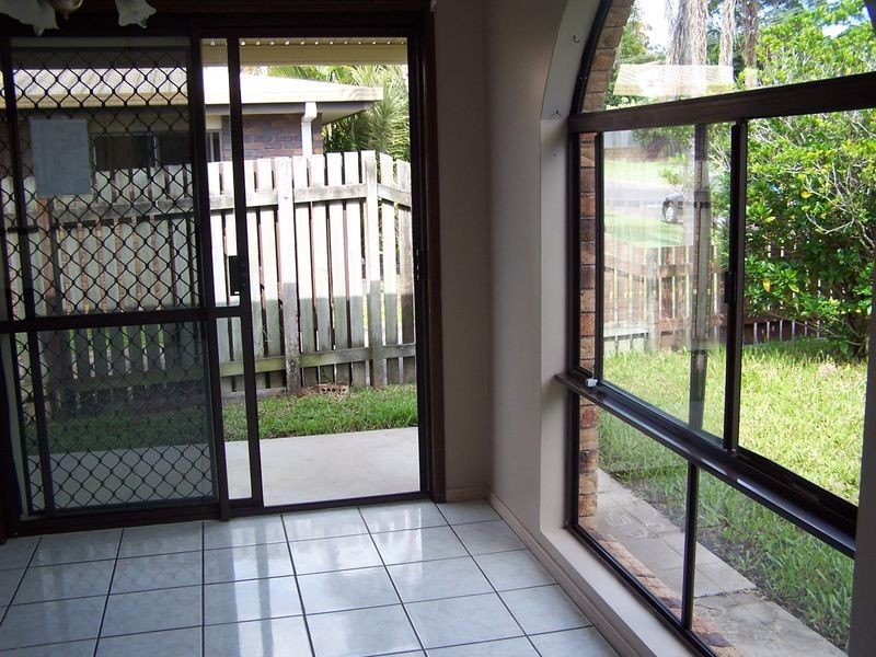 12 Byron St, Scarness QLD 4655