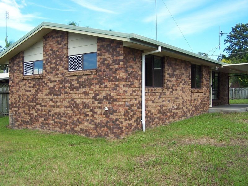 12 Byron St, Scarness QLD 4655