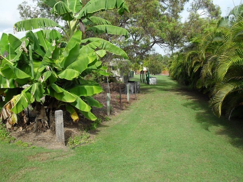 1 Oakes Drive, Burrum Heads QLD 4659