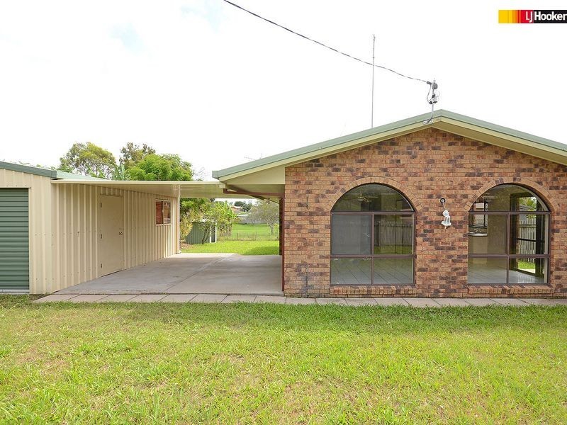 12 Byron St, Scarness QLD 4655