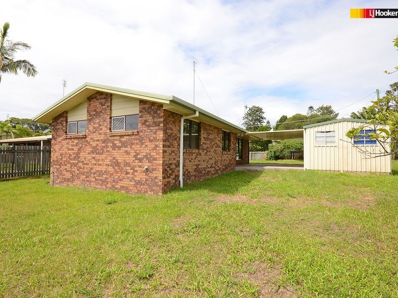 12 Byron St, Scarness QLD 4655