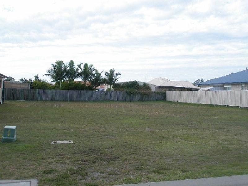 29 Sunrise Crescent, Burrum Heads QLD 4659