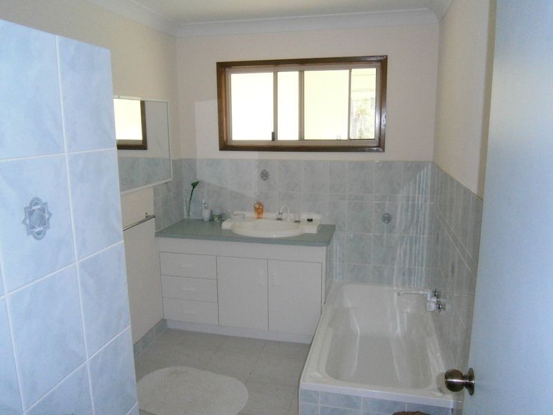 68 Pacific Haven Circuit, Burrum Heads QLD 4659