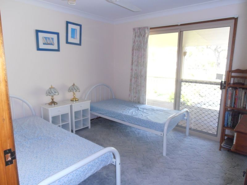 68 Pacific Haven Circuit, Burrum Heads QLD 4659