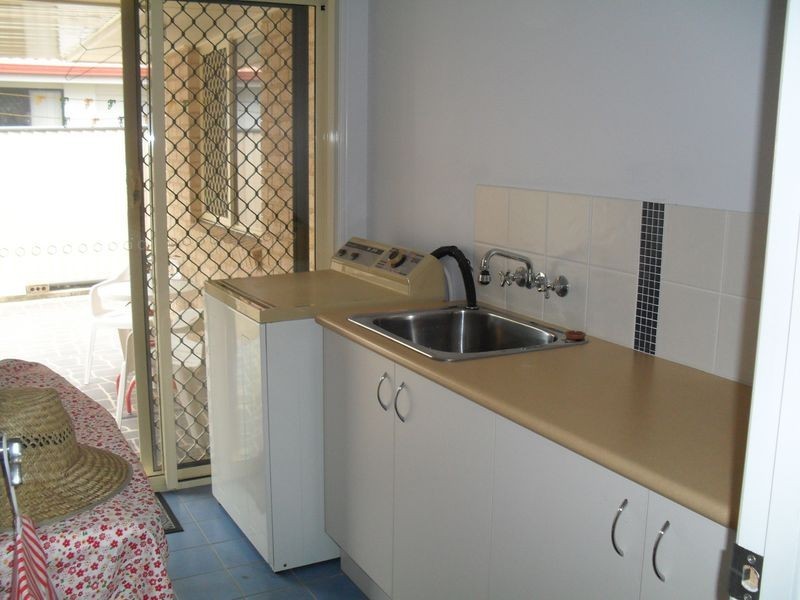 9 Trill Court, Urangan QLD 4655