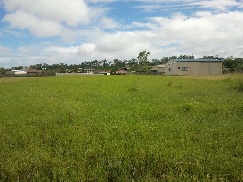 1 Tranquility Court, River Heads QLD 4655