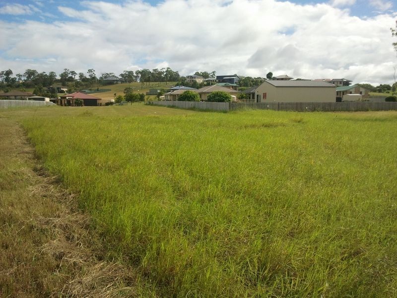 1 Tranquility Court, River Heads QLD 4655