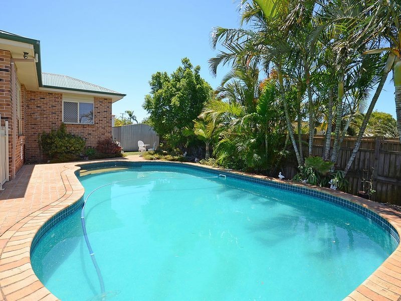 8 Hoberg Ct, Kawungan QLD 4655