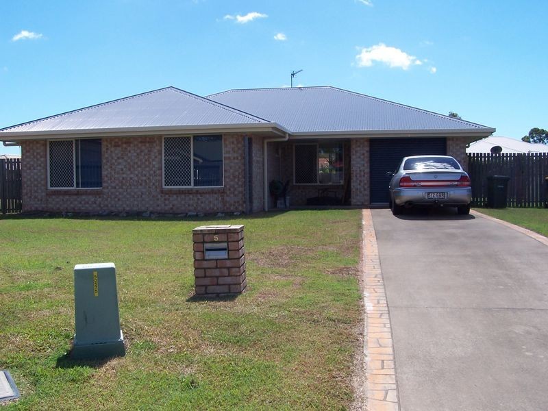 5 Gwen Crt, Urraween QLD 4655