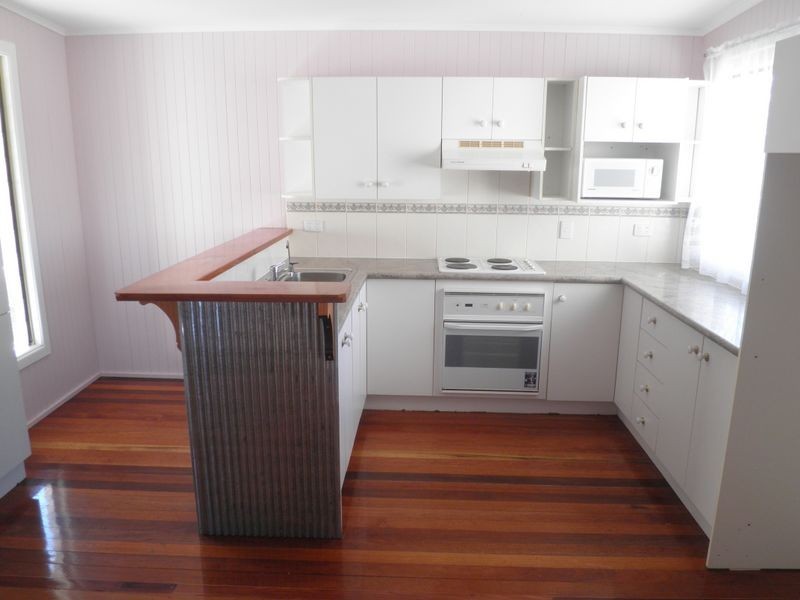 2 Edith Street, Howard QLD 4659