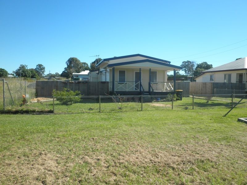 2 Edith Street, Howard QLD 4659