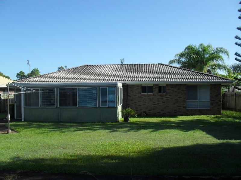 73 Snapper Street, Kawungan QLD 4655