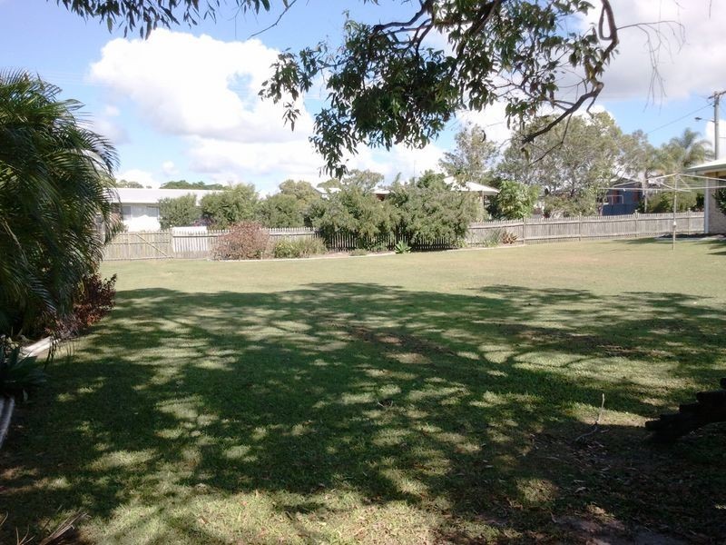 4 Connock Street, Urangan QLD 4655