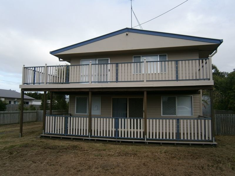 49 & 49A Helsham Street, Point Vernon QLD 4655