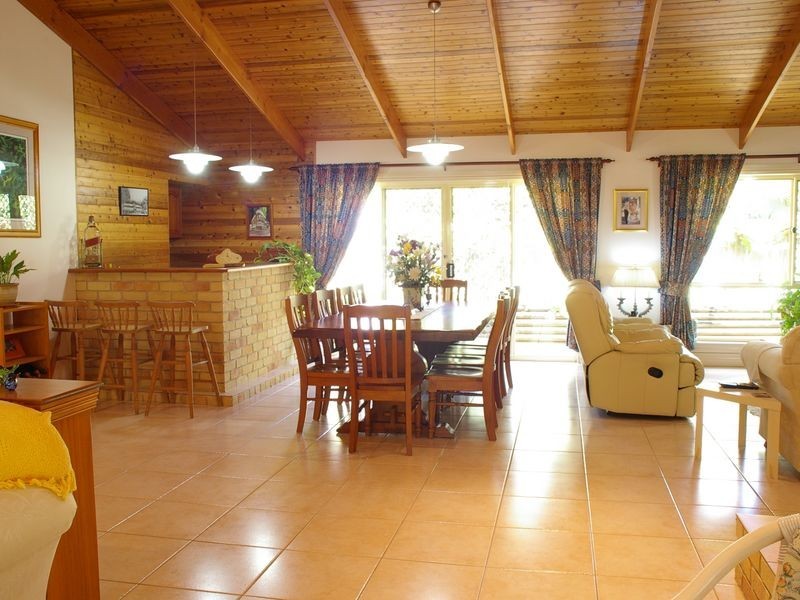 6 Pristine Place, Booral QLD 4655