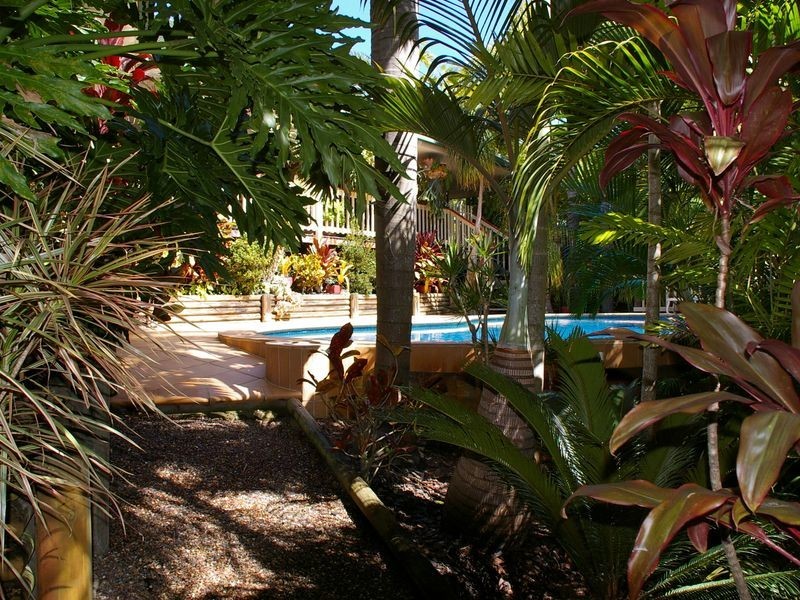 6 Pristine Place, Booral QLD 4655