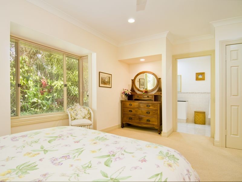 6 Pristine Place, Booral QLD 4655