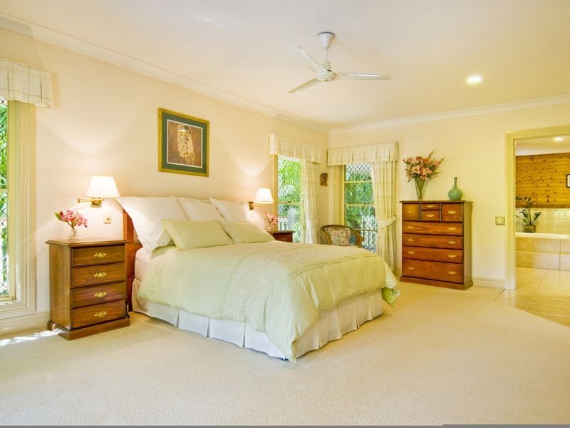 6 Pristine Place, Booral QLD 4655