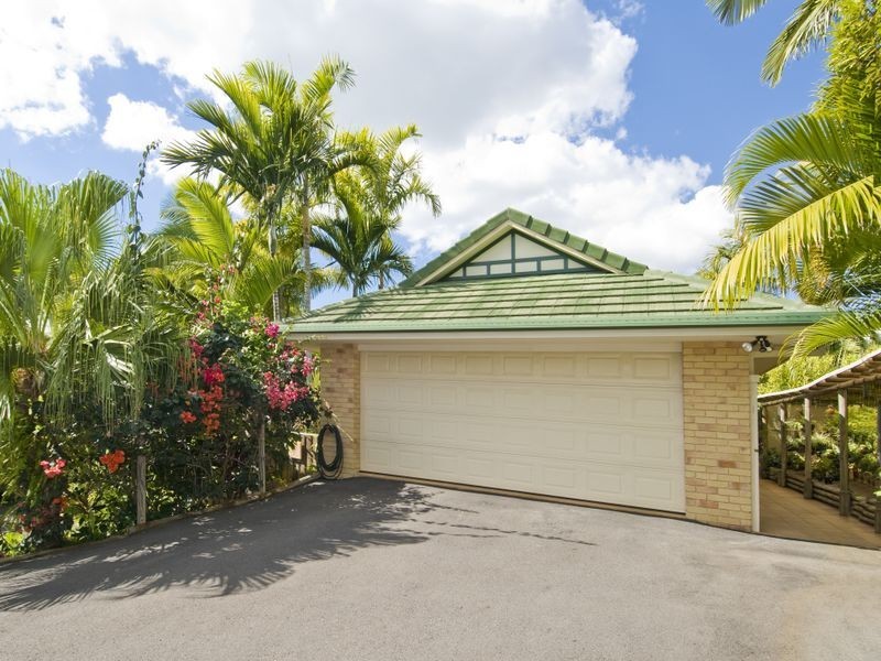 6 Pristine Place, Booral QLD 4655