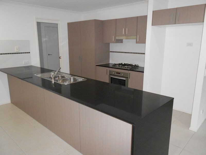 35 Magellan Cct, Urraween QLD 4655