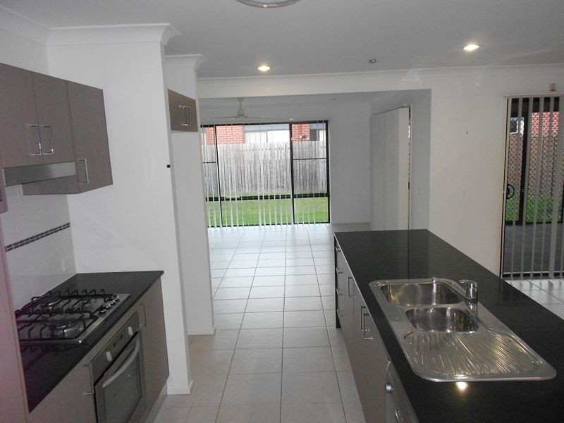35 Magellan Cct, Urraween QLD 4655