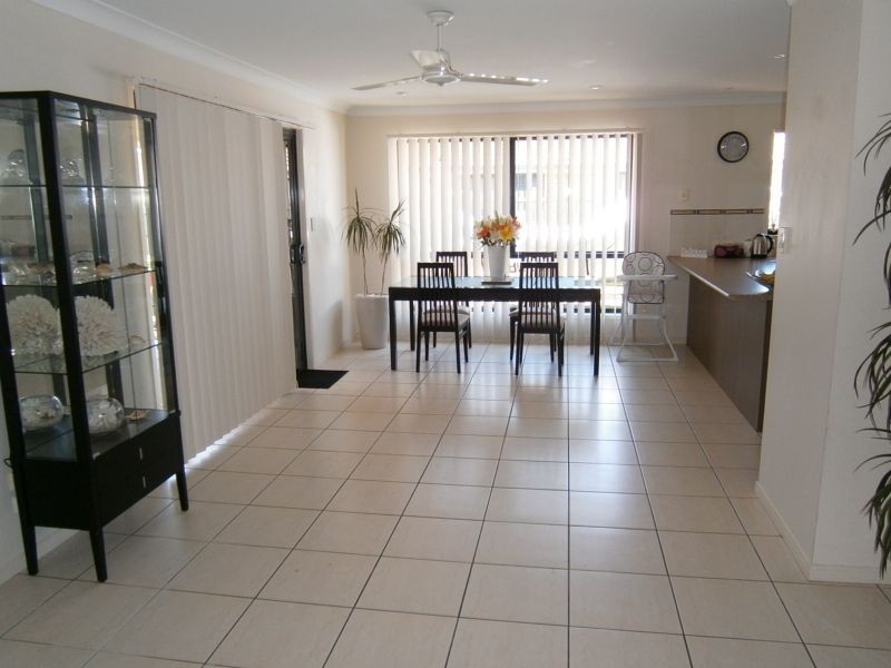 15 Spinnaker Dr, Point Vernon QLD 4655