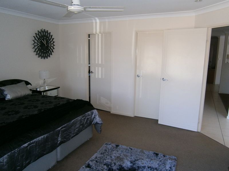 15 Spinnaker Dr, Point Vernon QLD 4655
