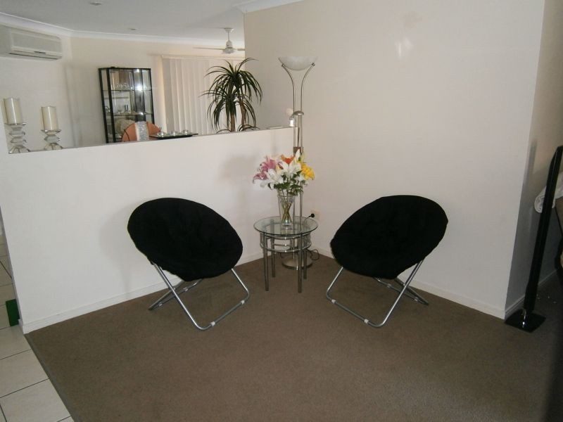 15 Spinnaker Dr, Point Vernon QLD 4655