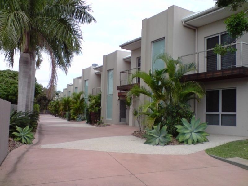 8/187 Torquay Road, Torquay QLD 4655