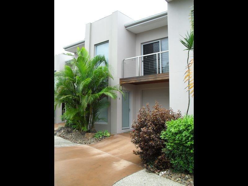 8/187 Torquay Road, Torquay QLD 4655