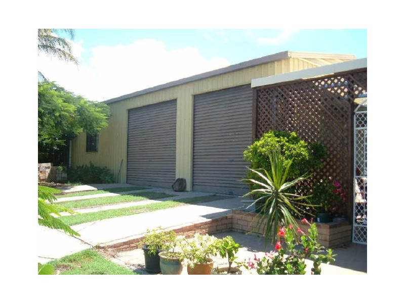 108 Lauren Street, Urangan QLD 4655