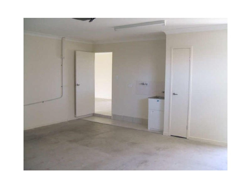 Eli Waters QLD 4655
