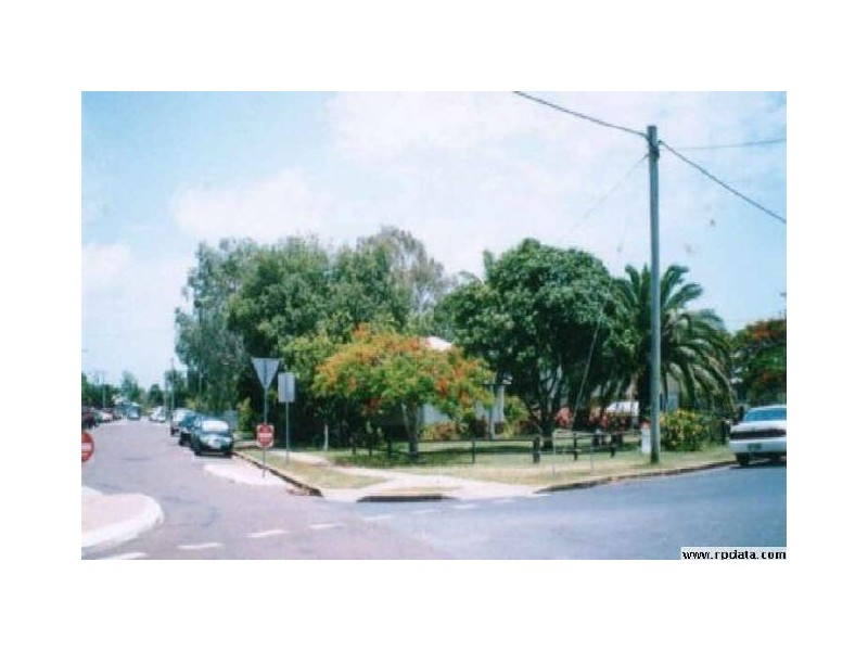 27 George Street, Pialba QLD 4655